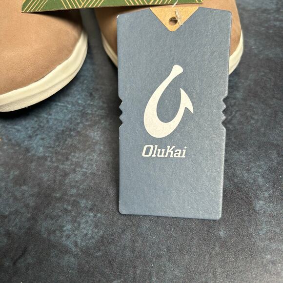 OluKai Women's 5 Hawai'iloa Manu Hope Ankle Booties Leather Taupe Grey/Off White - Picture 9 of 12